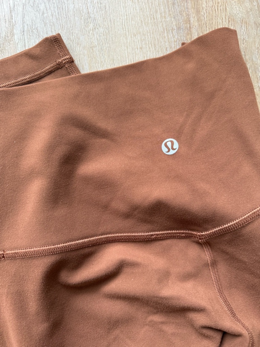 Lululemon Leggings in Rust Brown size 6